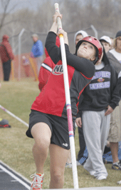 North Branch track and field team earns convincing win at CL&#8200;Invite