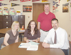 UMD Bulldogs ink NB hurdler Bettendorf