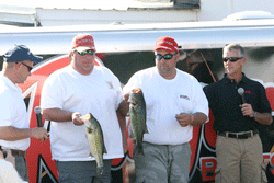 35 teams compete for fishing title