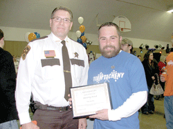 Brother of man hurt in plane crash honored by Isanti County Sheriff 