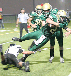 Chisago Lakes sneaks past Fridley 35-34