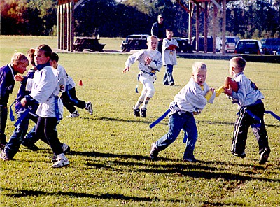 L.A.R.A. youth flag football action