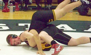 Vikings finish in second at Mustang Duals