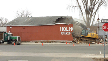 Holmquist building razed