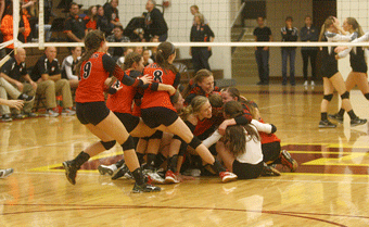 Vikings vault past Grand Rapids to the state tourney