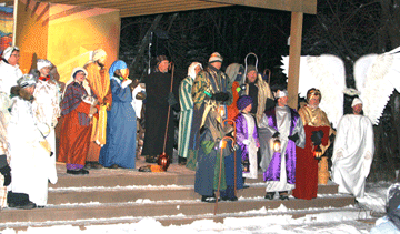 Living Nativity scenes around the area braved on despite the cold