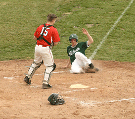 Wildcat baseball team starts slow  in first three games of the season