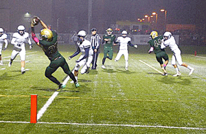 St. Francis spoils Chisago Lakes' homecoming with 28-7 drubbing