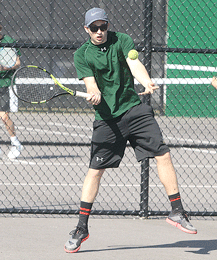 Wildcats finding a groove in tennis