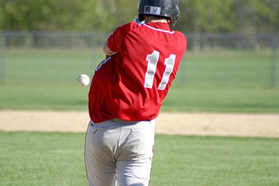 Vikings stun Wildcats, spoil perfect record 