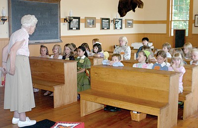 Students step back in time at Pioneer School in Taylors Falls