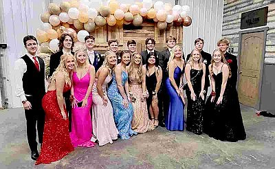 North Branch prom a perfect night for many