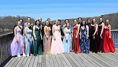 Chisago Lakes Prom 2022 was a dream for students!