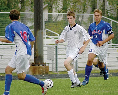 'Cats sweep season series with Vikings