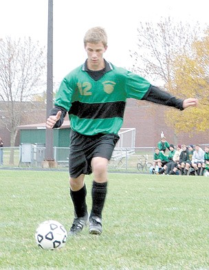 Mahtomedi plays the spoiler, defeats Chisago 4-1