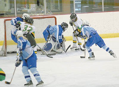 ‘Cats finish seventh at Centennial Tournament