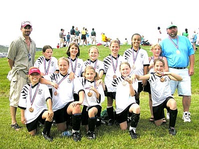 U10 girls soccer eager to learn game
