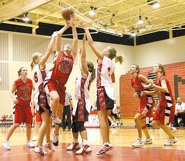 Viking girls cruise past Milaca/St. Francis with wins in last seconds