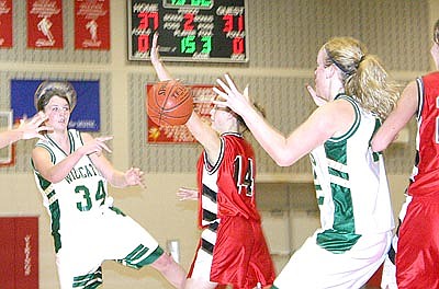 Olson led Vikings get past pesky Wildcats