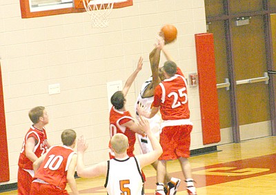 Road woes continue for Viking boys  