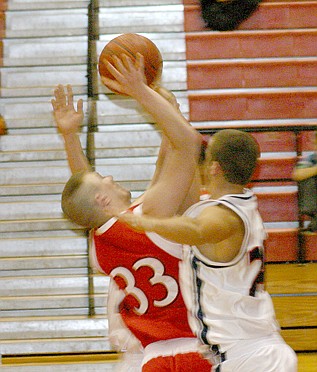Viking boys' basketball go 1-1, Chisago next 