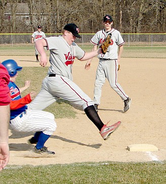 North Branch bats come alive against Irondale