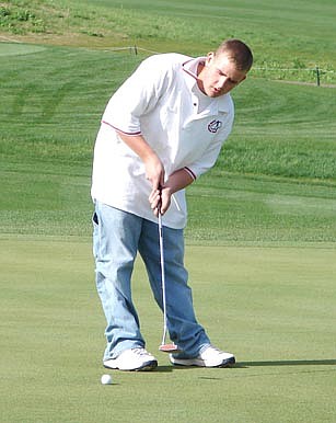 Vikings complete NSC dual-meet season