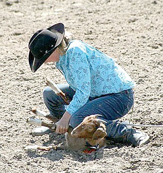Local roper qualifies for national rodeo