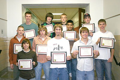 North Branch boys cross country team recieves certificates