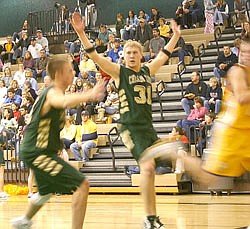 Wildcat boys' basketball stumbles in season opener