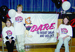 Taylors Falls Elementary celebrates with D.A.R.E. graduation ceremony