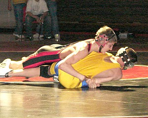 Viking wrestlers fall to tough competition 