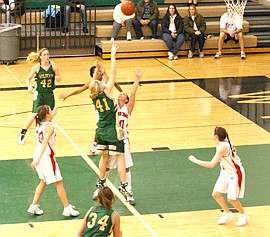 Wildcats lose two conference games and two seniors to injury