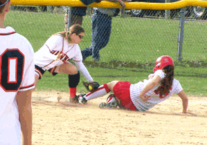 Viking girls' softball wins behind Good's shutout, drop next two 