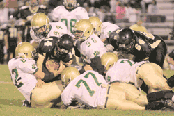 Wildcats snap two-game losing streak, take out Fridley to move over .500